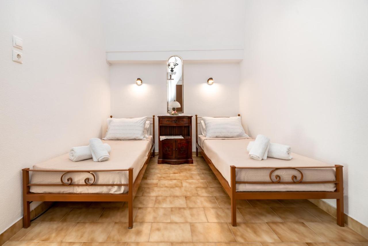 Authentic Santorinian Home Experience Fíra Kültér fotó